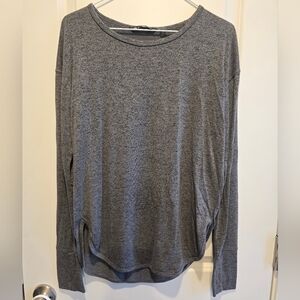 Athleta Heathered Gray Long Sleeve Tee
